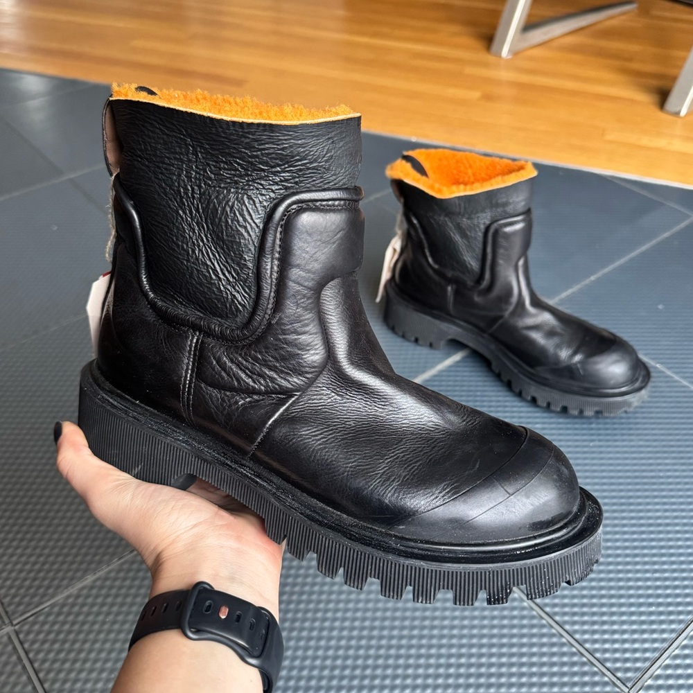 NWT A.S.98 Black Acadia Shearling Boots